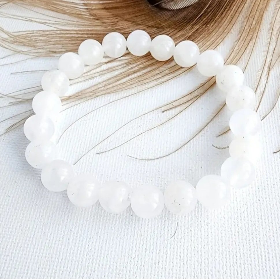Luxury White Jade Bracelet – Soft, Pure Elegance - Image 3