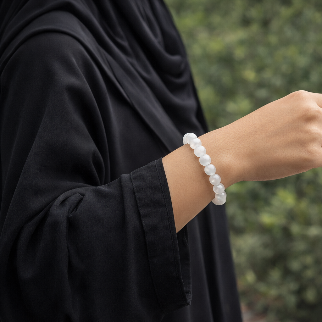 Luxury White Jade Bracelet – Soft, Pure Elegance - Image 2