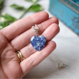 Point‐pendant-amethysn2-moonofnoon