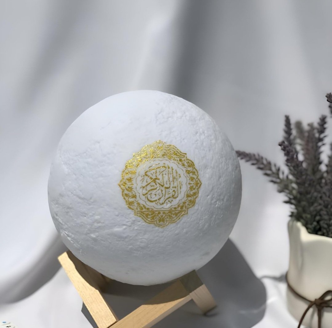 Smart Quran Speaker Moon Lamp – 16 Colors LED with Remote Control 🔊🌙 - Image 3
